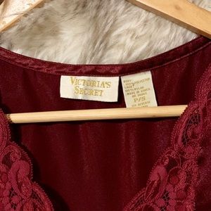 Victoria's Secret Intimates & Sleepwear - Vintage Victoria’s Secret Slip Chemise Dress Victoria's Secret Intimates & Sleepwear - Vintage Victoria’s Secret Slip Chemise Dress